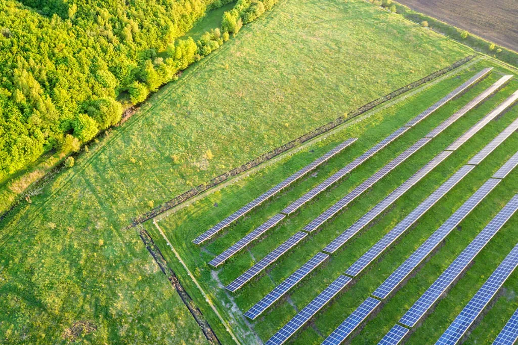 Czy warto inwestować w farmę fotowoltaiczną
